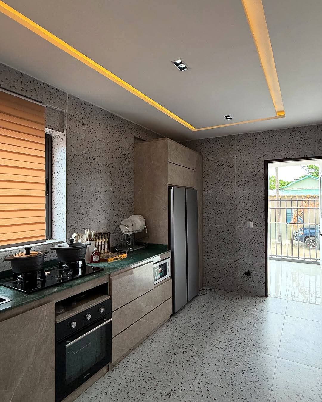 WhatsApp Image 2025-10-30 at 18.06.05 (7)