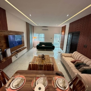 APPARTEMENT MEUBLÉ À COTONOU, AKPAKPA